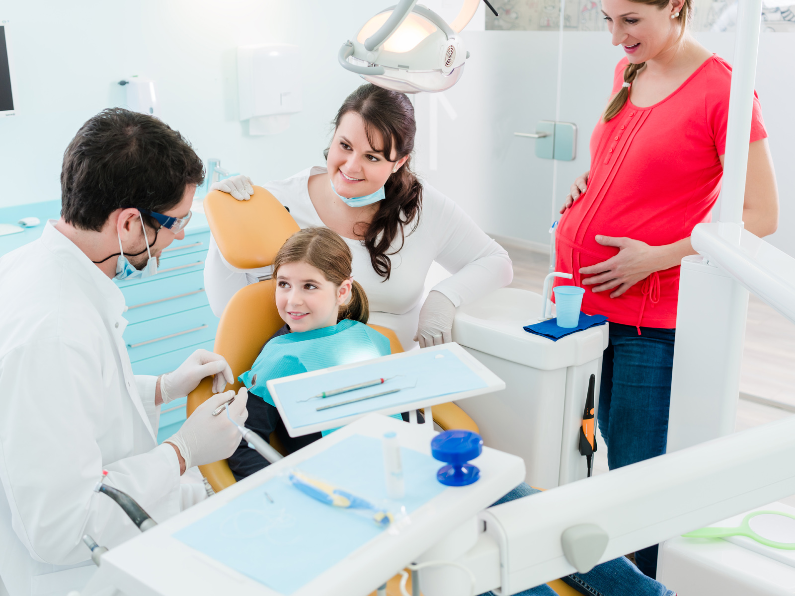 What are the benefits of family dentistry?