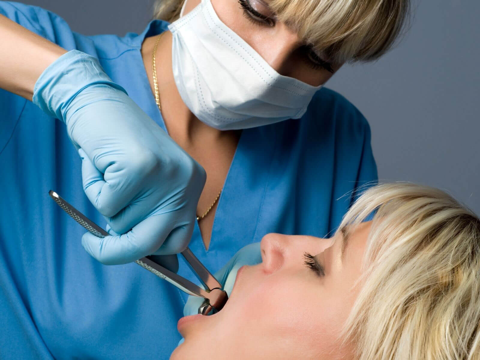 Does Tooth Extraction Hurt? What to Expect